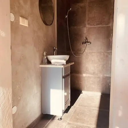 Dvojizbovy V Blizskom Centre Bardejova