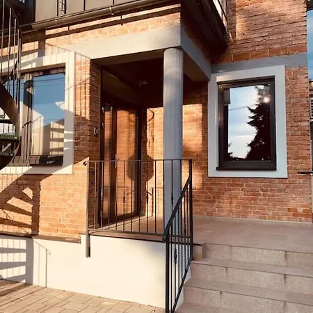 Dvojizbovy V Blizskom Centre Bardejova Apartament *