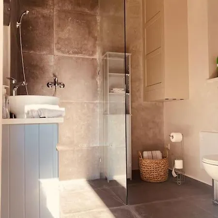 Dvojizbovy V Blizskom Centre Bardejova *