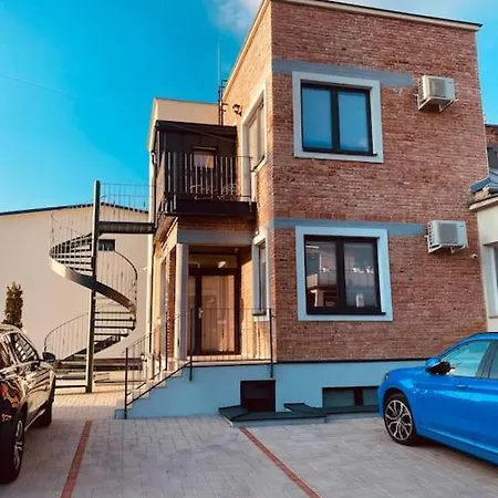 Dvojizbovy V Blizskom Centre Bardejova Daire Bardejov