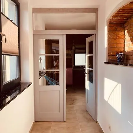 Dvojizbovy V Blizskom Centre Bardejova Apartament *