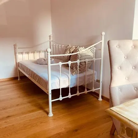 Dvojizbovy V Blizskom Centre Bardejova Apartmán
