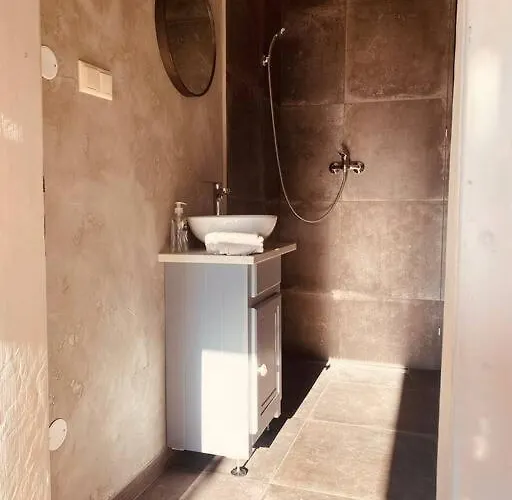 Dvojizbovy V Blizskom Centre Bardejova